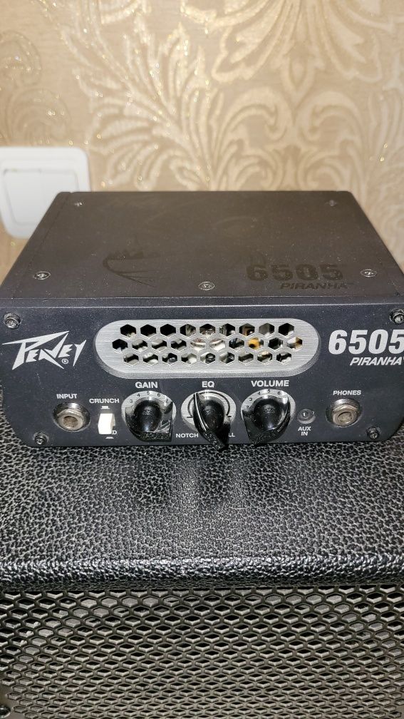 Peavey Piranha 6505(голова+кабинет), гитарный усилитель