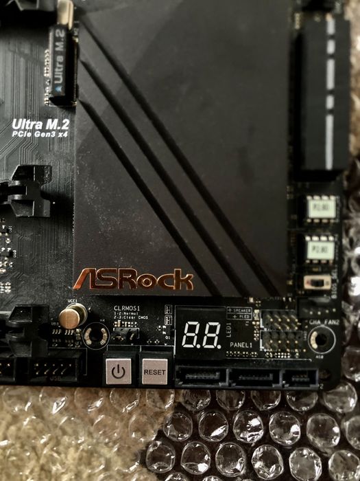 Vand Placă de bază ASRock Z170 Extreme4 + Intel i5-6600K