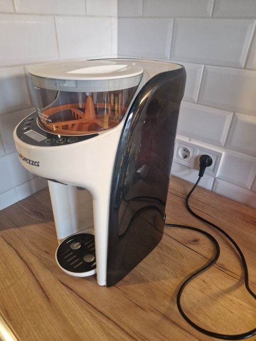 Expresor lapte praf BabyBrezza Formula Pro Advanced white