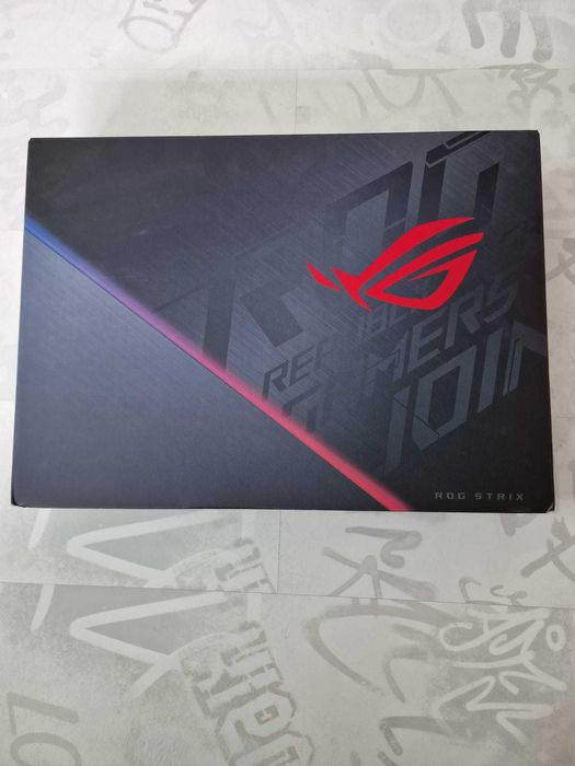 Laptop Gaming Asus ROG Strix G712LV