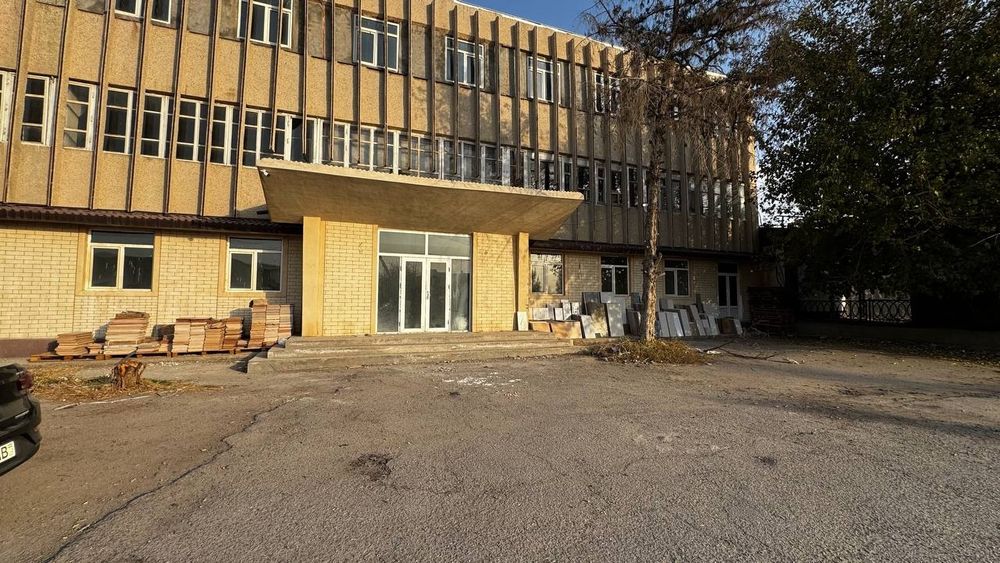 Продается помещение  360м2 на 1 вом этаже под склад производство цех