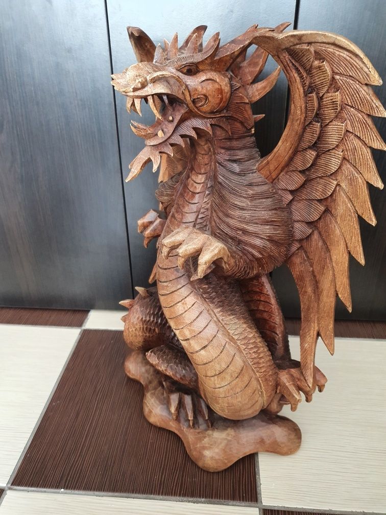 Statueta dragon scluptata din lemn masiv de suar Indonezia