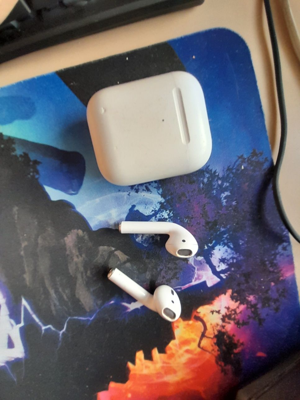 Оригинальные airpods