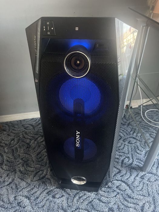 Vand boxa sony gtk-x1bt