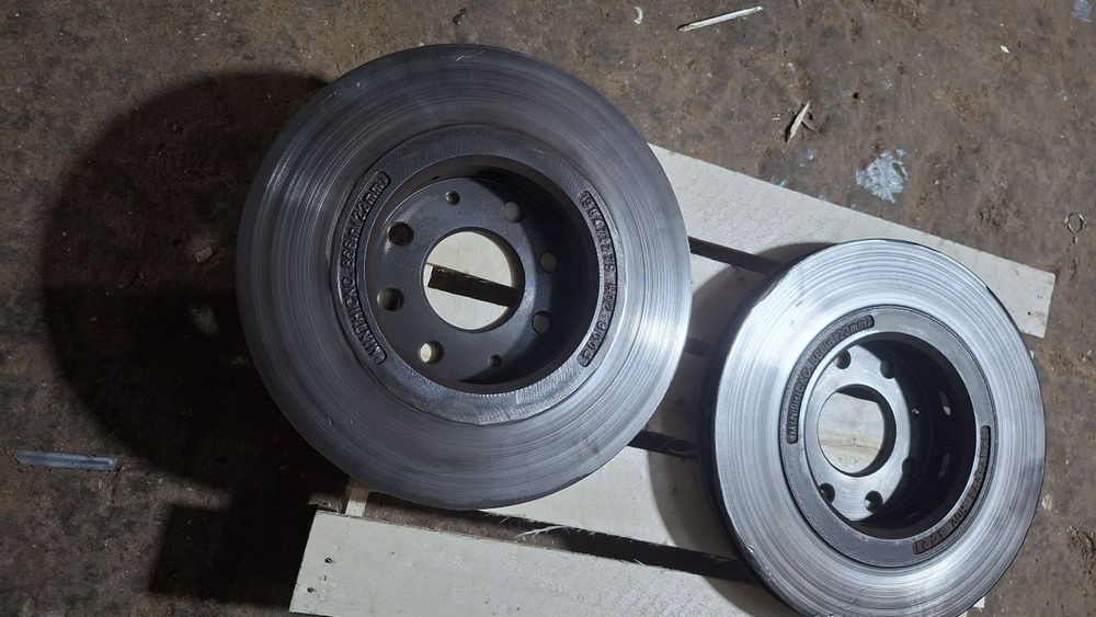 Oporniy diska sotiladi