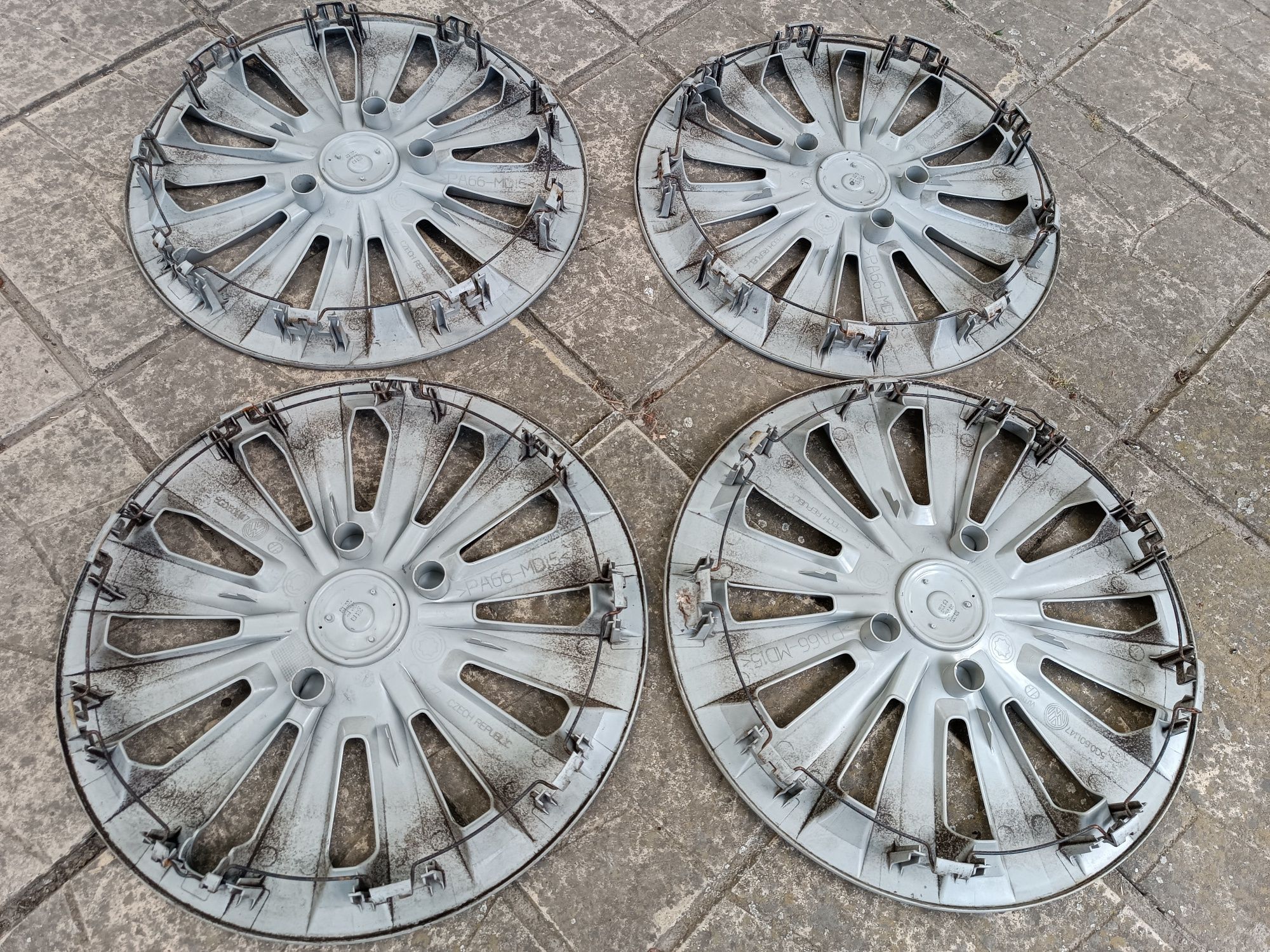 Оригинални тасове VW 15 цола