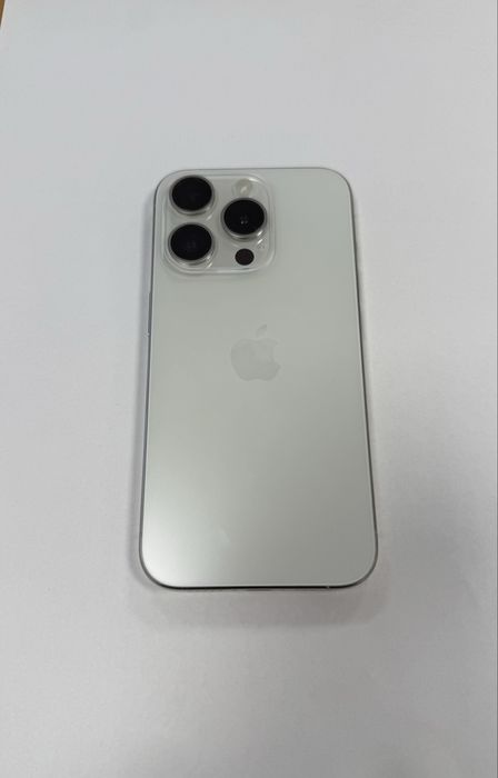 iPhone 15 PRO 256 Gb Alb