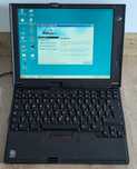 Laptop IBM 560, vintage de colecție din 1997, Pentium 1, Windows 98