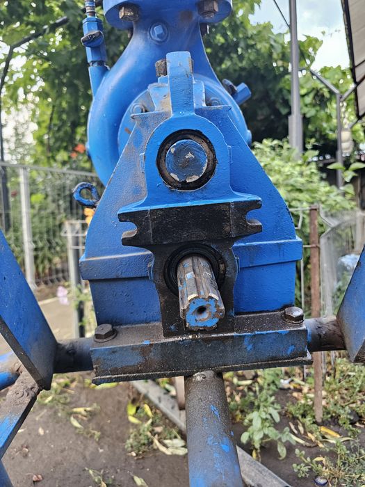 Vând pompa irigatii caprari 3"