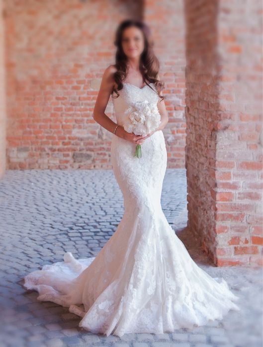 Vand rochie mireasa Pronovias