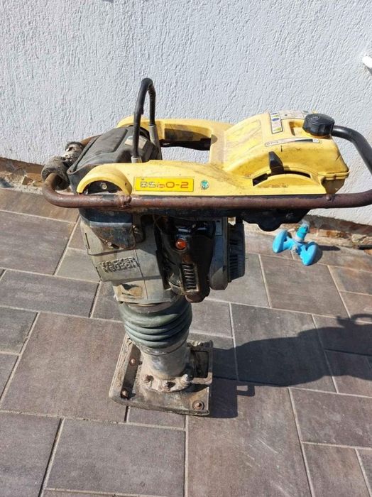 UTILAJE DE INCHIRIAT: Excavator.4T Compactor.3T Dumper.3T BOBCAT.3T