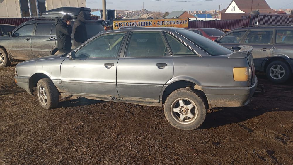 Ауди 80 за 350.000 находу