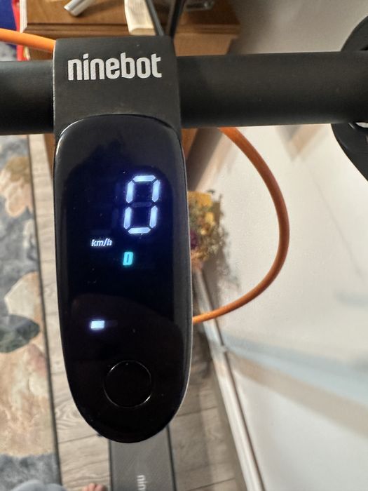 Trotineta Electrica Segway Ninebot D28E - 200 km