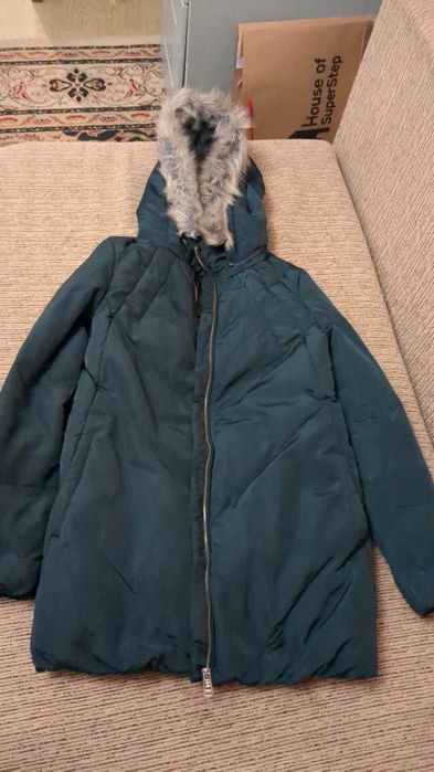 Продам куртку зимнюю, в хорошем состоянии. Размер xs. Ostin.