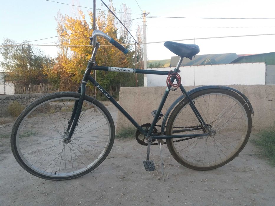 Velosiped ural satiladi bahasi 500 min sum