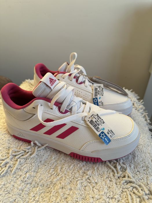 Продам кроссовки