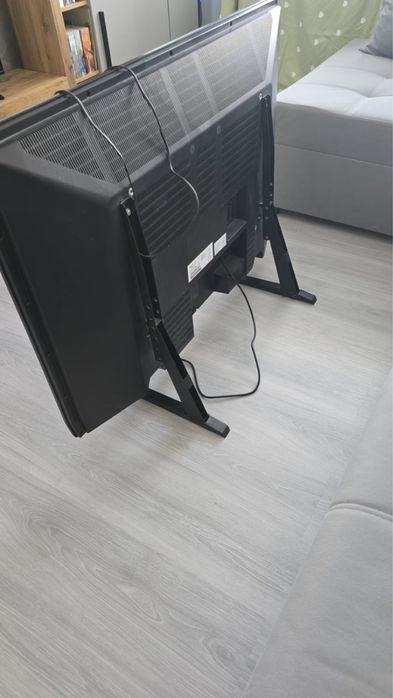 Vand tv Philips  urgent diagonala 133cm