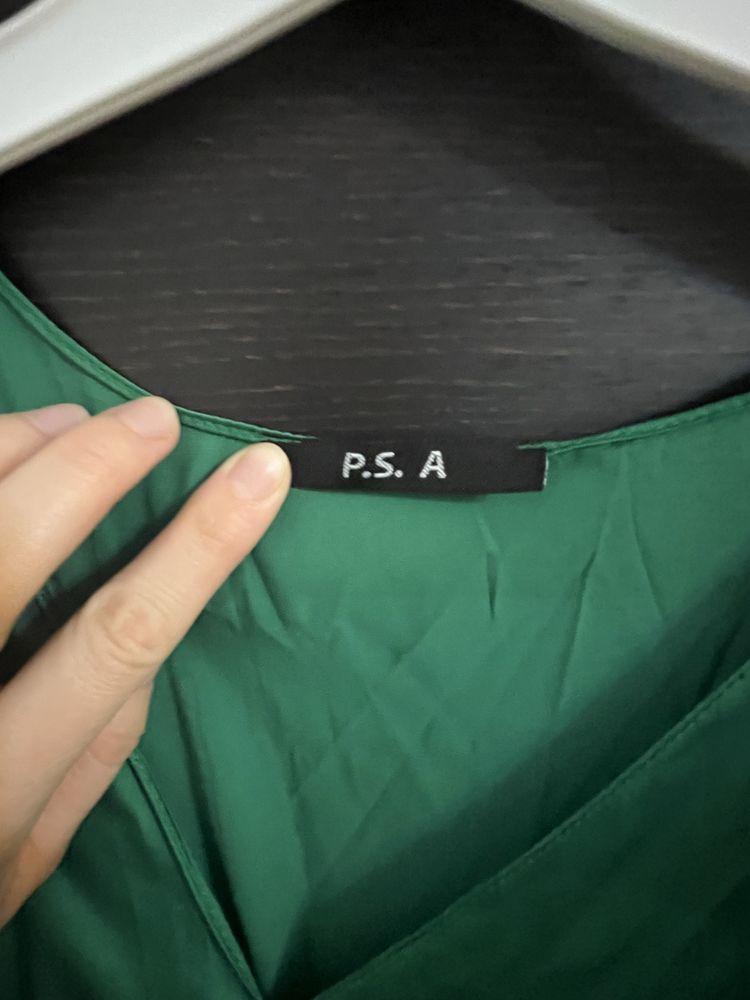 Rochita satin verde