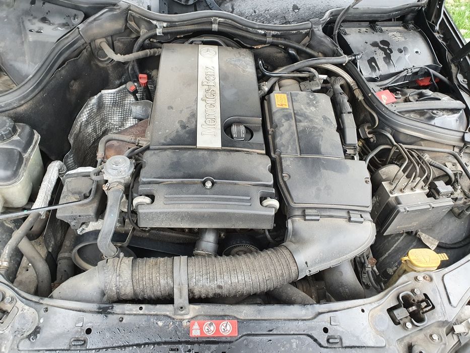 Dezmembrez Mercedes C180 Kompressor W203/S203