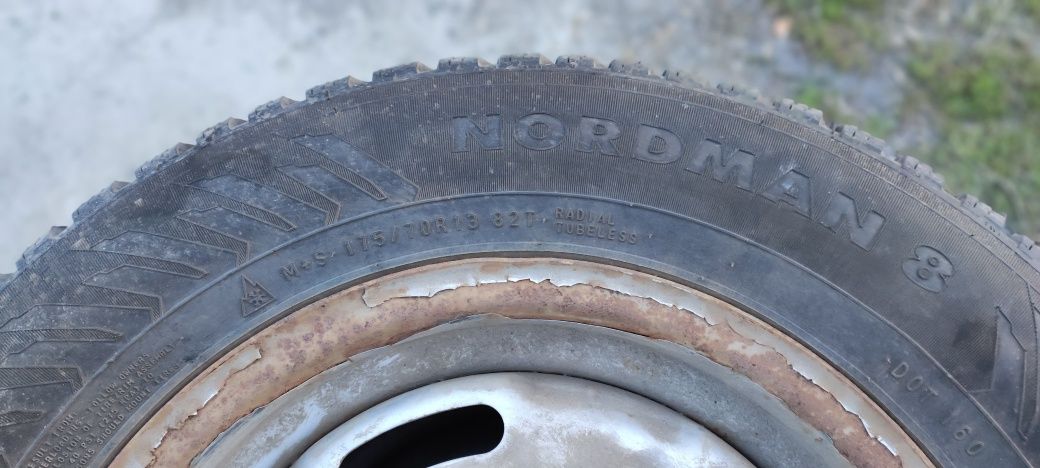 Шины 175/70 R13 Nokian Tyres Nordman 8 Зимние в идеальном состоянии