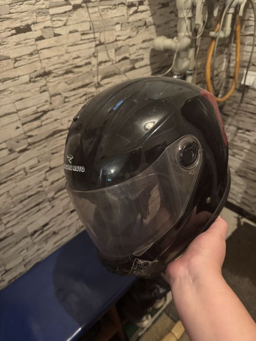 Продается каски для мапед