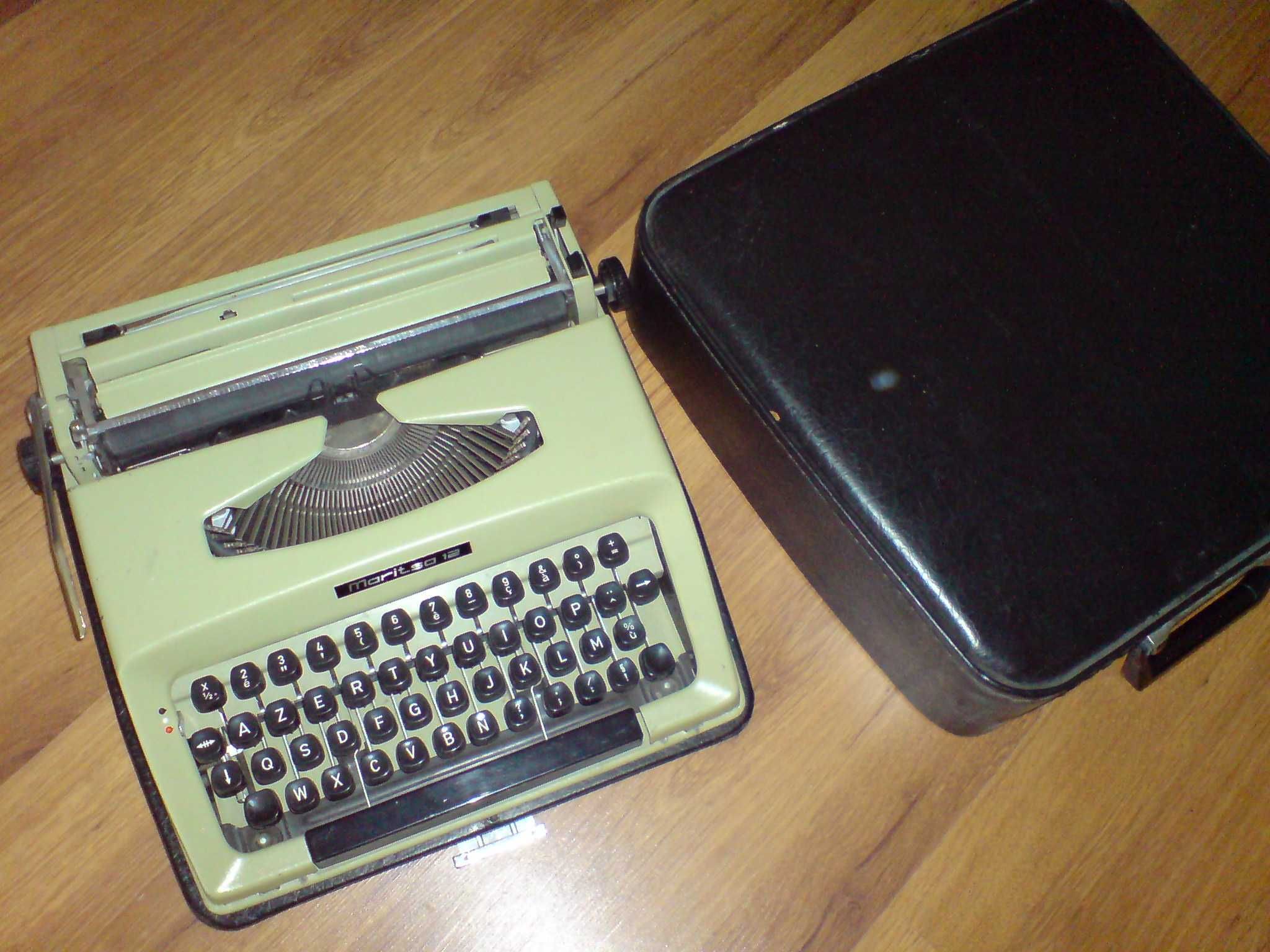 Пишеща машина Maritsa 12