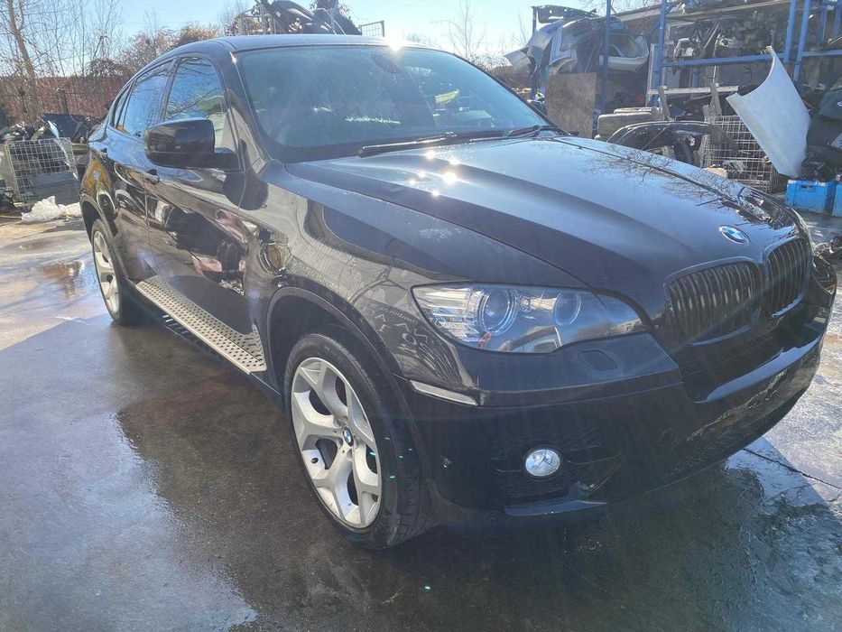 Dezmembrez bmw x6 e71 4.0D 306 cp n57d30B/bara x6/capota/far/aripa/