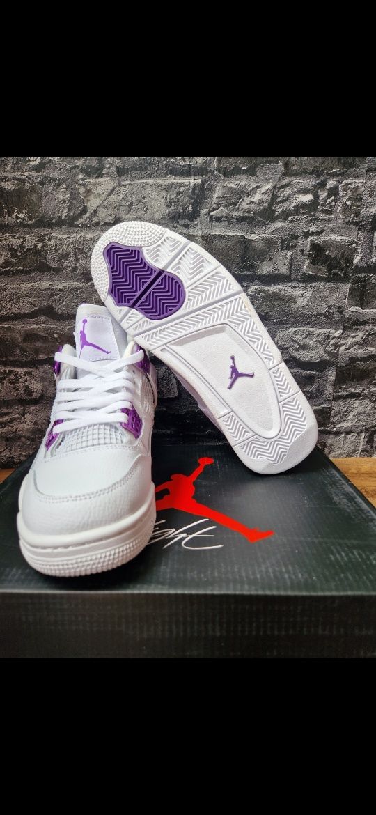 Jordan Retro 4 Purple