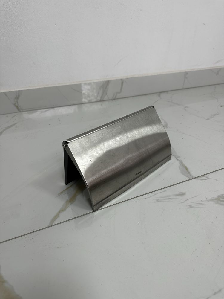 Поставка за кухненска хартия BRABANTIA