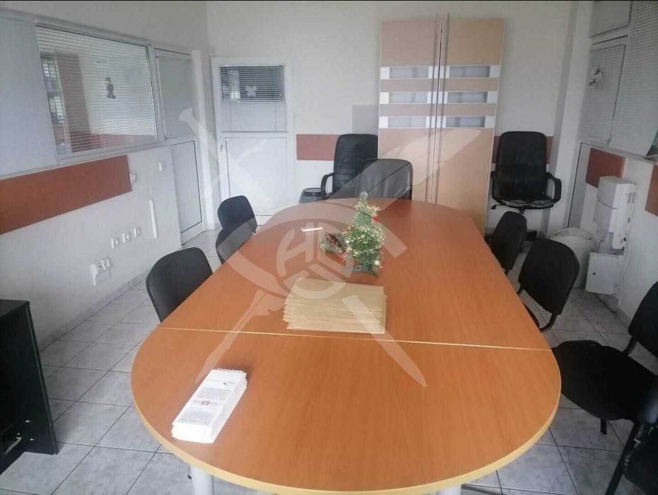 Продава се Офис в София, Витоша - 196 кв.м за 990 €/кв.м - Снимка #1