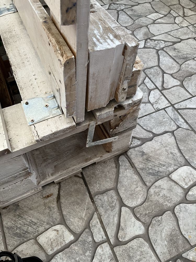 Диван от палети