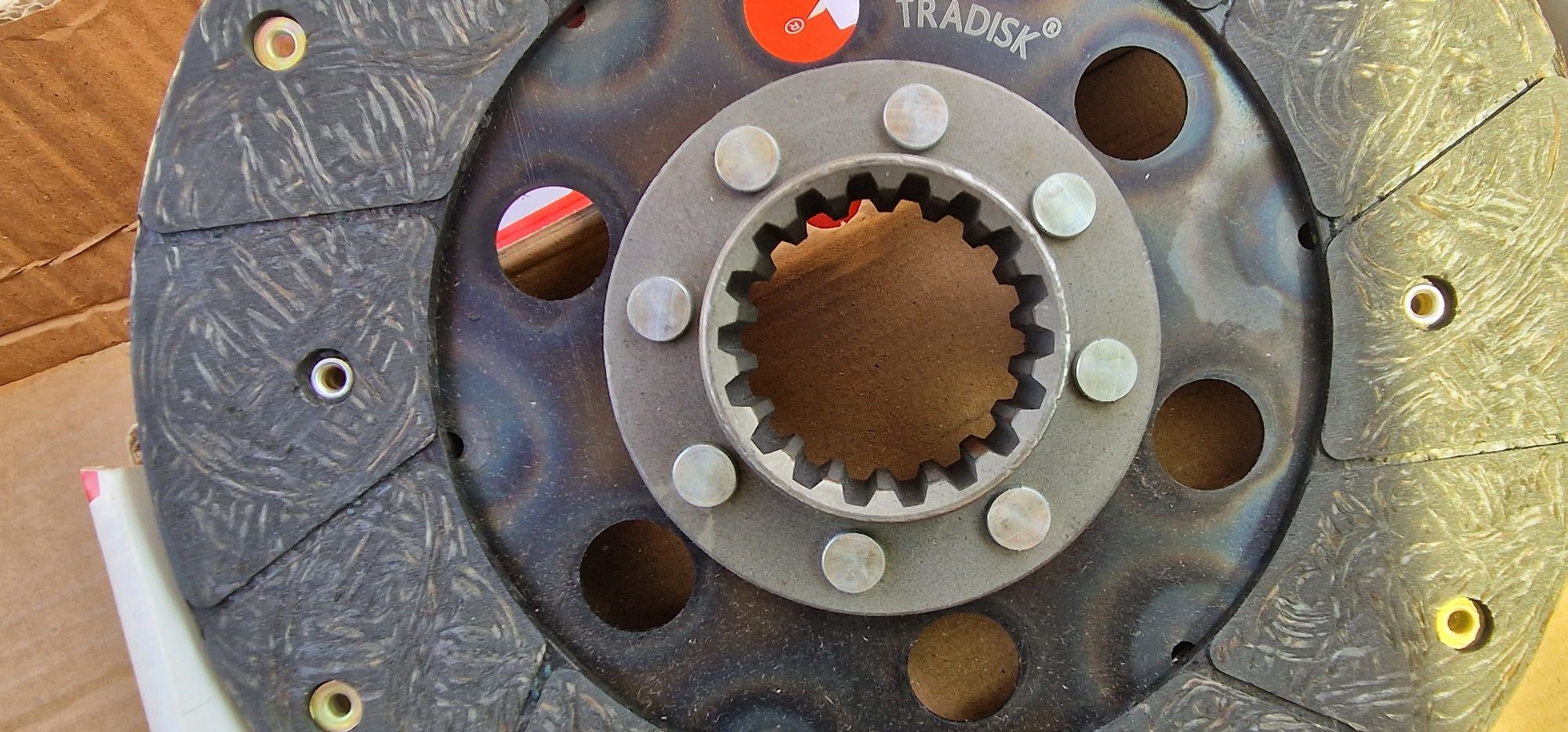 Disc ambreiaj priza putere tractor fiat 615.650 z 18 dinți diametru 25