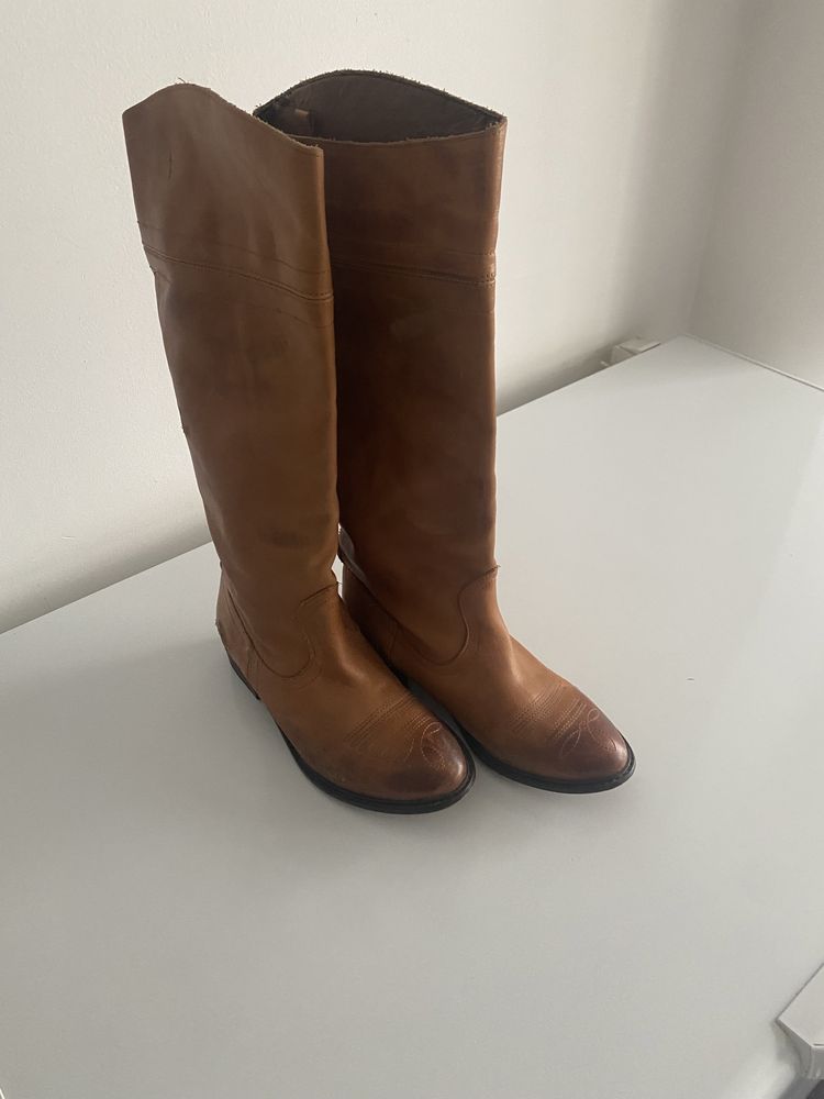 Cizme din piele Zara