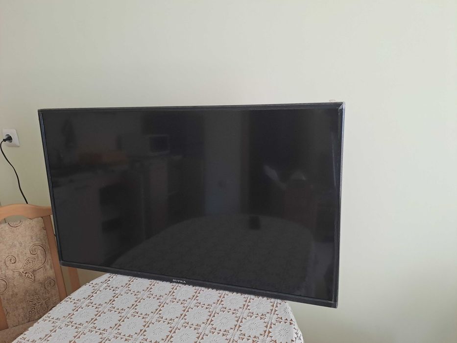 Телевизор Supra Full HD 42 инча