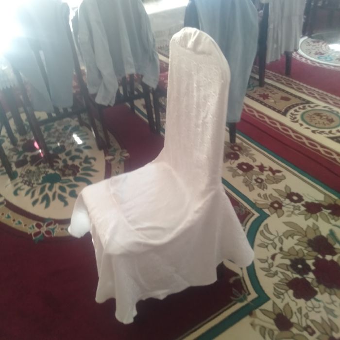 Чехол  для  стулей  белый