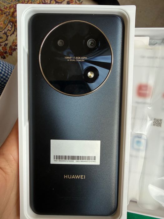 Huawei nova 12 i