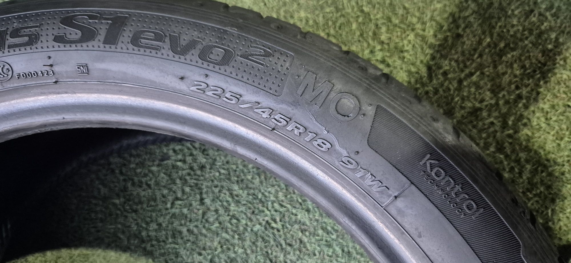 225 45 18 Hankook