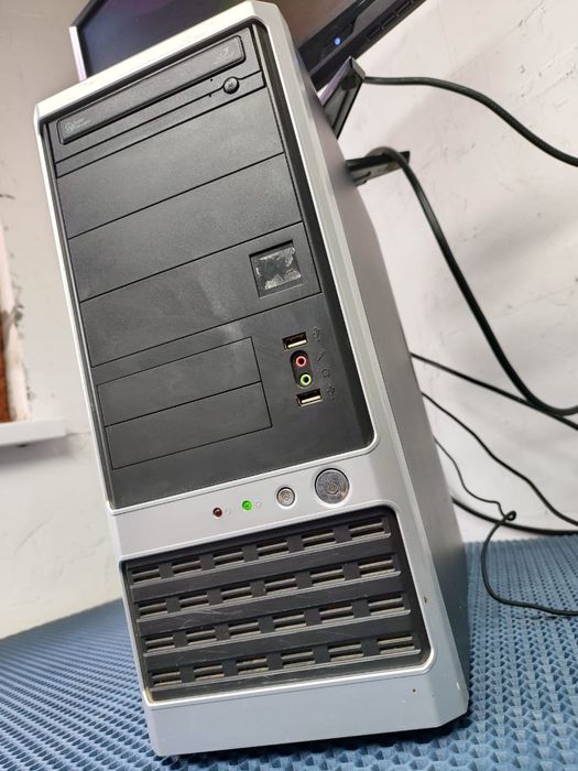 Компьютер+монитор в комплекте/SSD/новая Windows 10