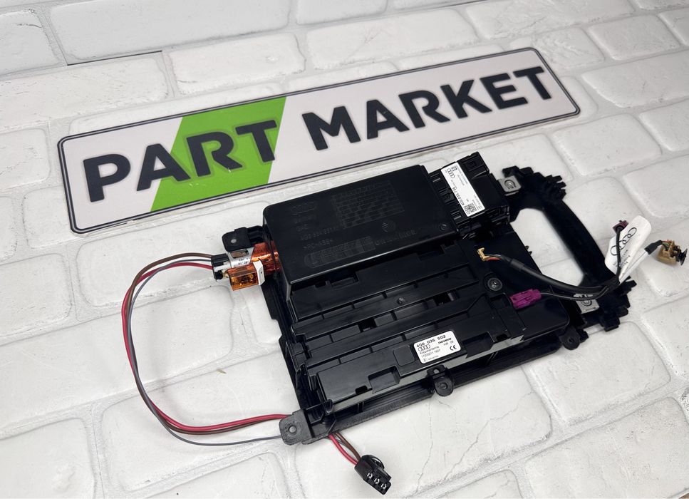 Антенен усилвател USB AUX AUDI A6 A7 4G 4G0035502