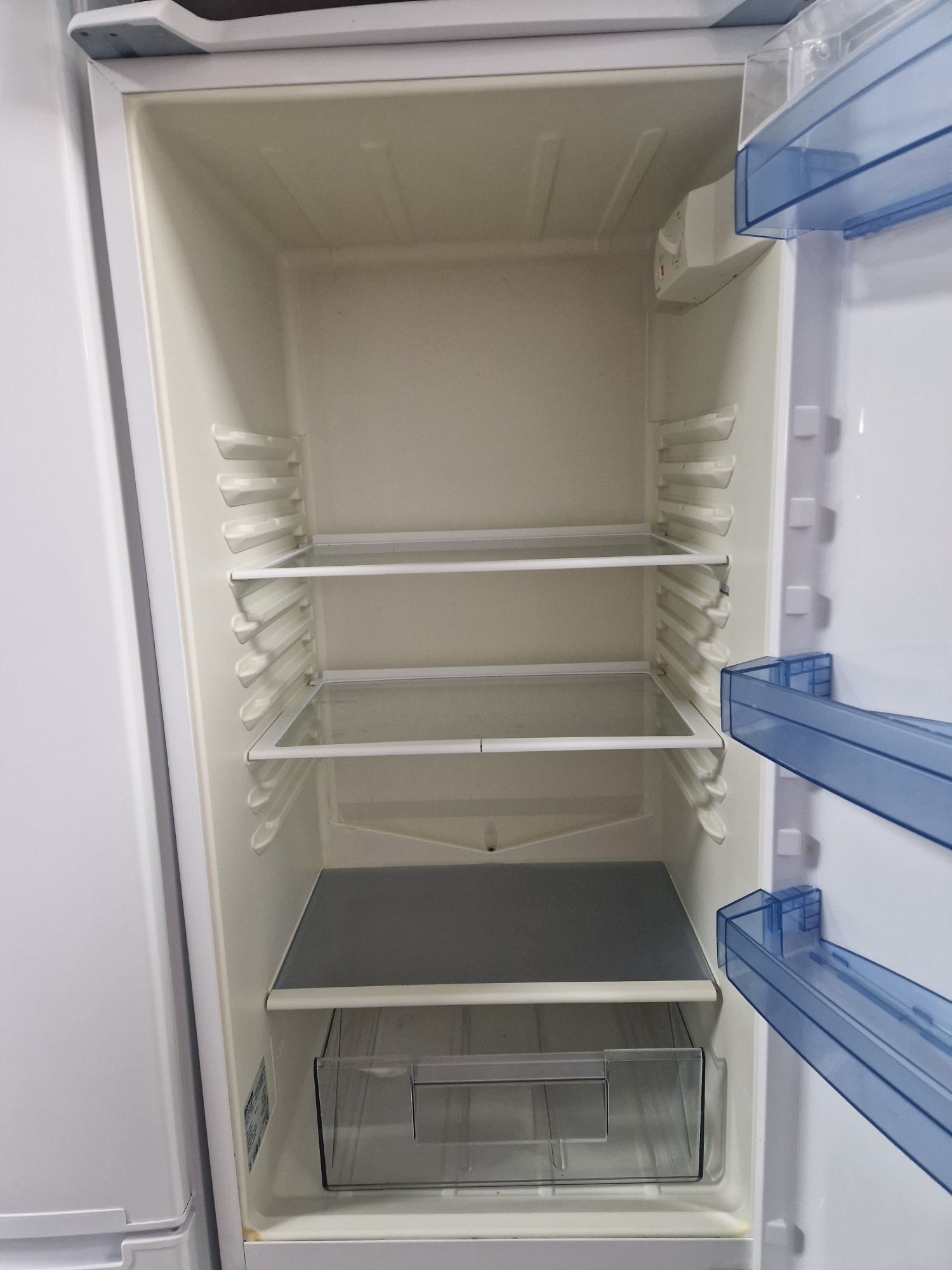 Хладилник с фризер Gorenje A+