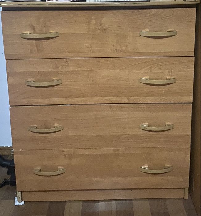 Камод в спальную комнату для вещей