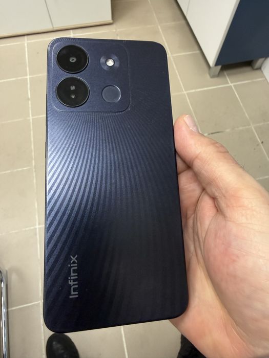 Infinix Smart 7 HD 2/64gb - отличен