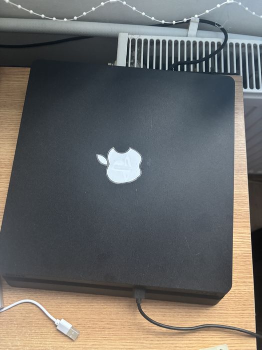 Ps4 slim maneta cabluri si jocuri