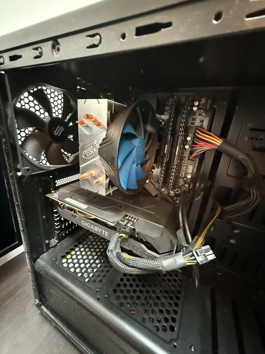 unitate / pc desktop