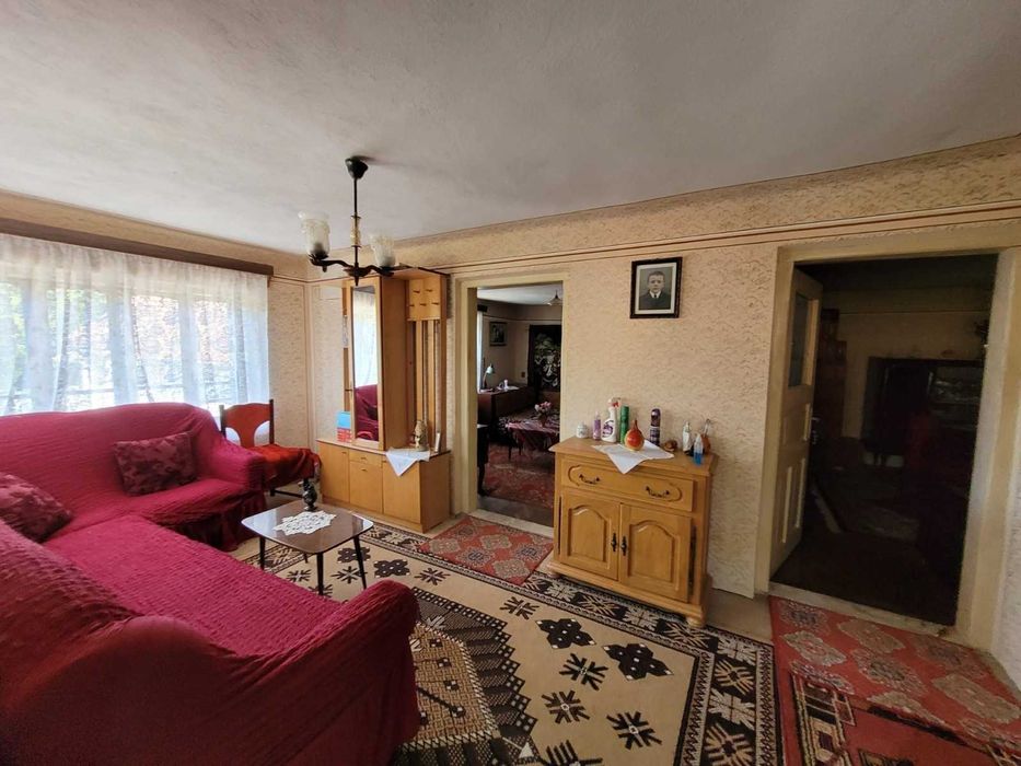 Casa VISURILOR TALE 
com.Crasna, sat Crasna Din Deal