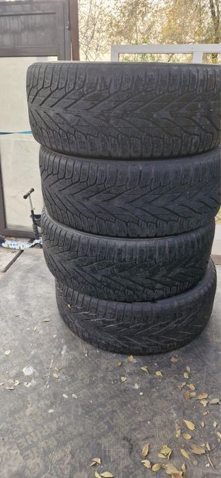 Продам автошины резина зимняя nokian 265/50/r20