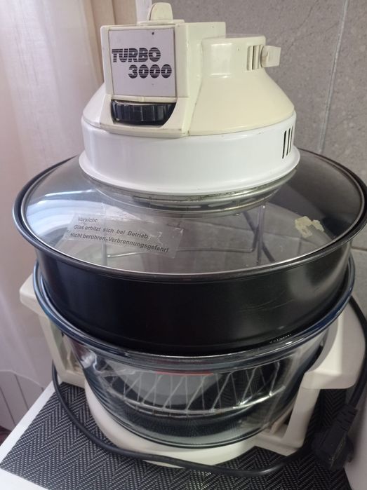 Vând oală  ptr gătit cu abur