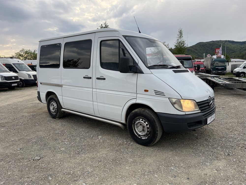 Sprinter 6 locuri mixt L1H1