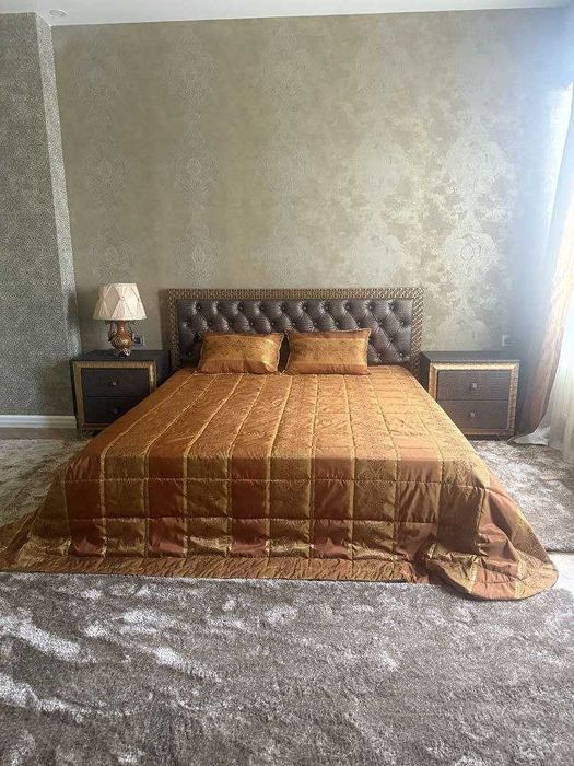 Сдается большая шикарная квартира в центре города!