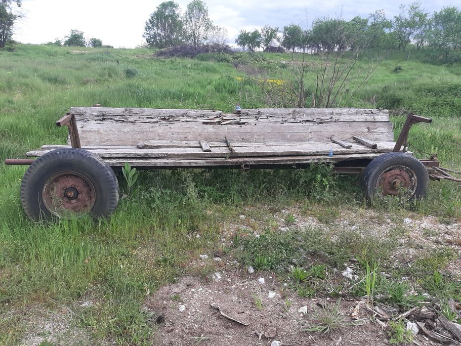 Vând remorca după tractor